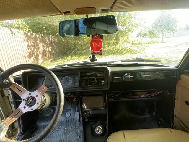 Бежевый ВАЗ 2105, объемом двигателя 1.3 л и пробегом 89 тыс. км за 1300 $, фото 13 на Automoto.ua