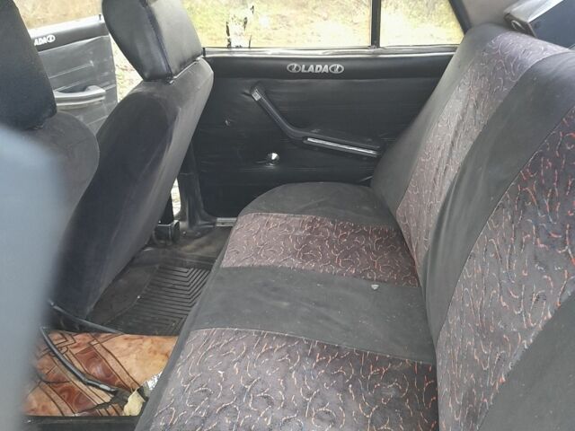 Бежевый ВАЗ 2105, объемом двигателя 0 л и пробегом 190 тыс. км за 451 $, фото 5 на Automoto.ua