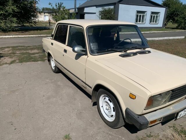 Бежевий ВАЗ 2105, об'ємом двигуна 1 л та пробігом 55 тис. км за 900 $, фото 1 на Automoto.ua