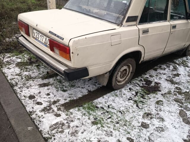 Бежевый ВАЗ 2105, объемом двигателя 0 л и пробегом 300 тыс. км за 355 $, фото 3 на Automoto.ua