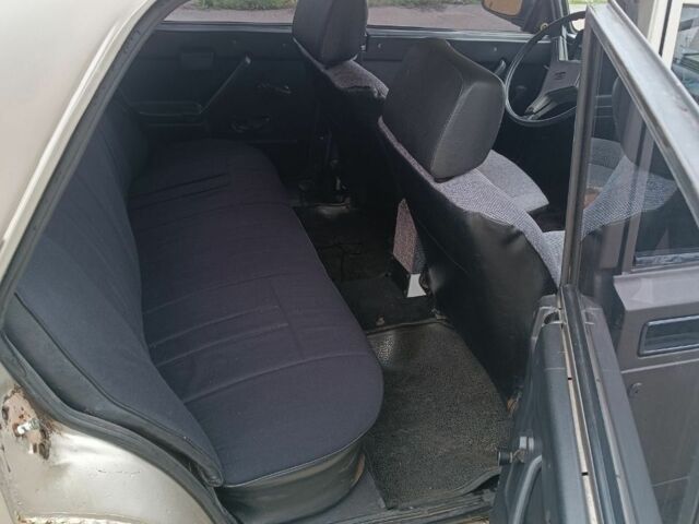 Бежевий ВАЗ 2105, об'ємом двигуна 1.3 л та пробігом 2 тис. км за 800 $, фото 5 на Automoto.ua