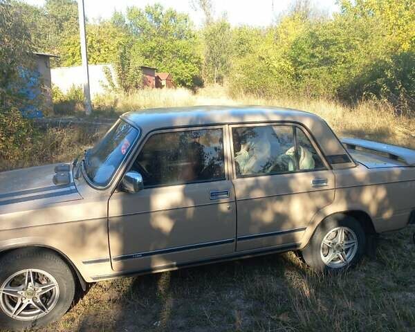 Бежевый ВАЗ 2105, объемом двигателя 1.29 л и пробегом 260 тыс. км за 700 $, фото 3 на Automoto.ua