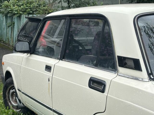 Бежевый ВАЗ 2105, объемом двигателя 1.3 л и пробегом 250 тыс. км за 438 $, фото 4 на Automoto.ua