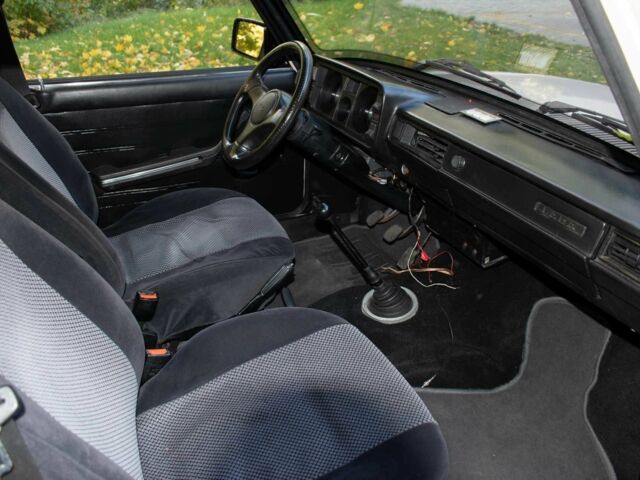 Бежевий ВАЗ 2105, об'ємом двигуна 1.3 л та пробігом 83 тис. км за 1538 $, фото 13 на Automoto.ua