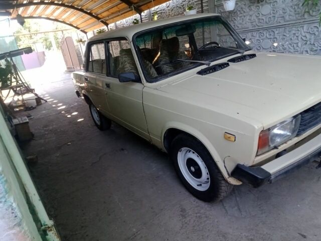 Бежевый ВАЗ 2105, объемом двигателя 0 л и пробегом 100 тыс. км за 478 $, фото 2 на Automoto.ua