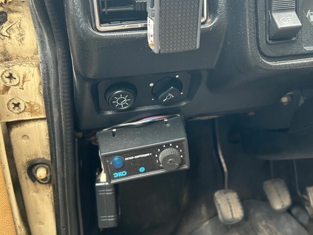 Бежевый ВАЗ 2105, объемом двигателя 1.3 л и пробегом 55 тыс. км за 1400 $, фото 6 на Automoto.ua