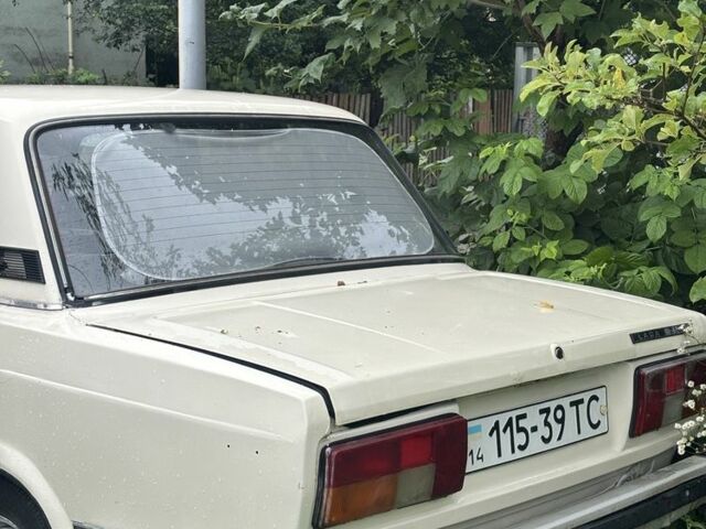 Бежевый ВАЗ 2105, объемом двигателя 1.3 л и пробегом 250 тыс. км за 438 $, фото 2 на Automoto.ua