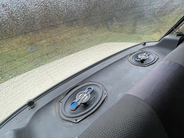 Бежевый ВАЗ 2105, объемом двигателя 1.5 л и пробегом 3 тыс. км за 521 $, фото 5 на Automoto.ua