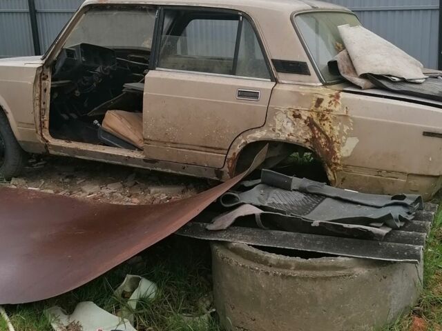 Бежевий ВАЗ 2105, об'ємом двигуна 1 л та пробігом 14 тис. км за 100 $, фото 2 на Automoto.ua