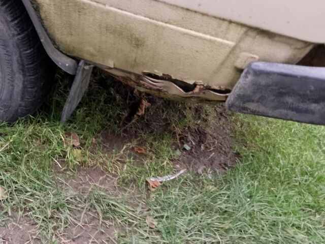 Бежевый ВАЗ 2105, объемом двигателя 0 л и пробегом 200 тыс. км за 250 $, фото 2 на Automoto.ua