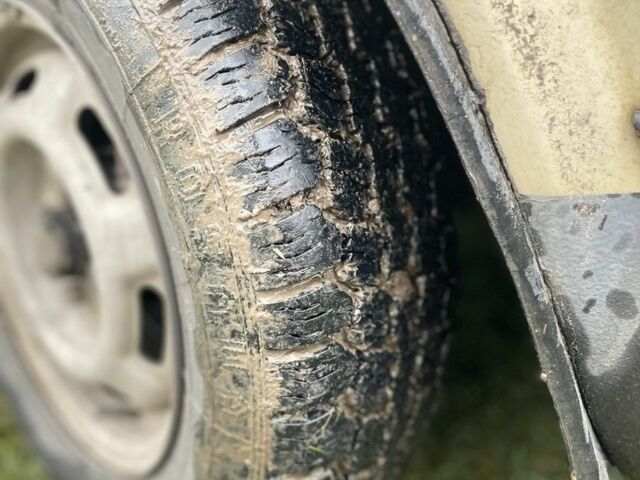 Бежевый ВАЗ 2105, объемом двигателя 1.5 л и пробегом 3 тыс. км за 521 $, фото 7 на Automoto.ua