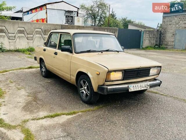 Бежевый ВАЗ 2105, объемом двигателя 0 л и пробегом 354 тыс. км за 560 $, фото 3 на Automoto.ua