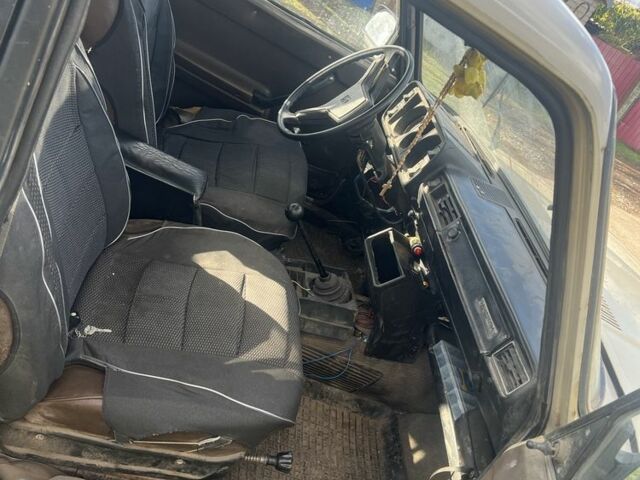 Бежевий ВАЗ 2105, об'ємом двигуна 0 л та пробігом 100 тис. км за 285 $, фото 4 на Automoto.ua