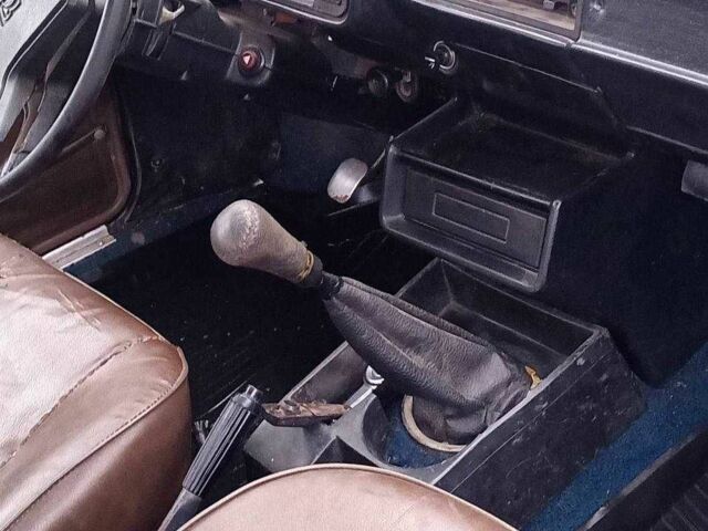 Бежевый ВАЗ 2105, объемом двигателя 1 л и пробегом 250 тыс. км за 500 $, фото 6 на Automoto.ua