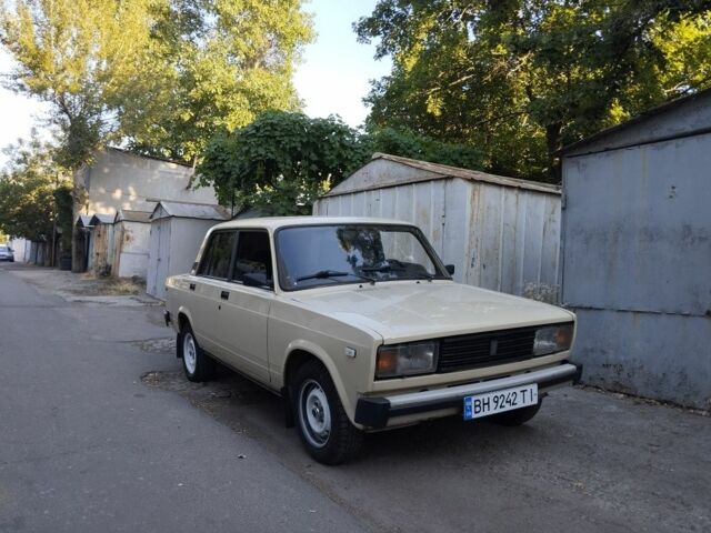 Бежевый ВАЗ 2105, объемом двигателя 1.3 л и пробегом 185 тыс. км за 1000 $, фото 4 на Automoto.ua