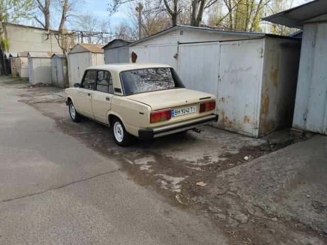 Бежевый ВАЗ 2105, объемом двигателя 1.3 л и пробегом 185 тыс. км за 1000 $, фото 5 на Automoto.ua