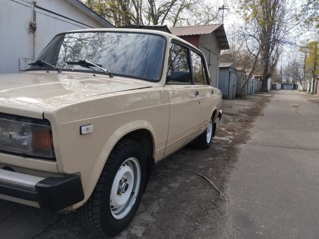 Бежевый ВАЗ 2105, объемом двигателя 1.3 л и пробегом 185 тыс. км за 1000 $, фото 7 на Automoto.ua