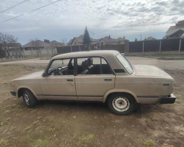 Бежевый ВАЗ 2105, объемом двигателя 1.5 л и пробегом 300 тыс. км за 470 $, фото 2 на Automoto.ua