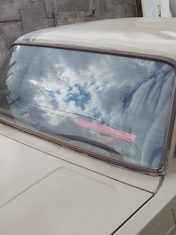 Бежевый ВАЗ 2105, объемом двигателя 1.3 л и пробегом 12 тыс. км за 400 $, фото 3 на Automoto.ua