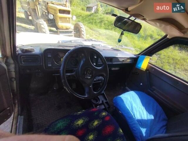 Бежевий ВАЗ 2105, об'ємом двигуна 1.3 л та пробігом 200 тис. км за 650 $, фото 4 на Automoto.ua