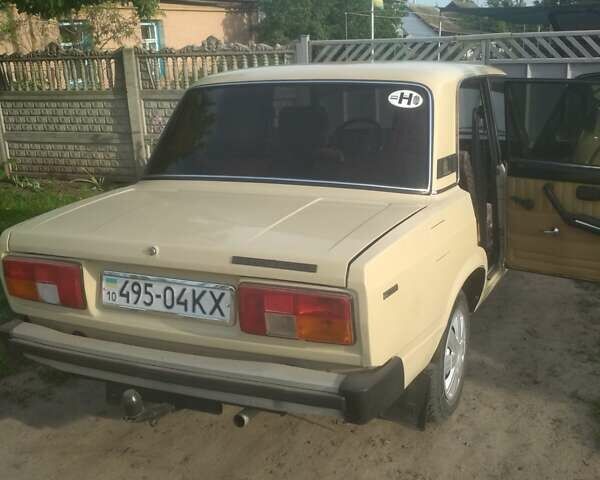 Бежевый ВАЗ 2105, объемом двигателя 1.3 л и пробегом 230 тыс. км за 1200 $, фото 4 на Automoto.ua