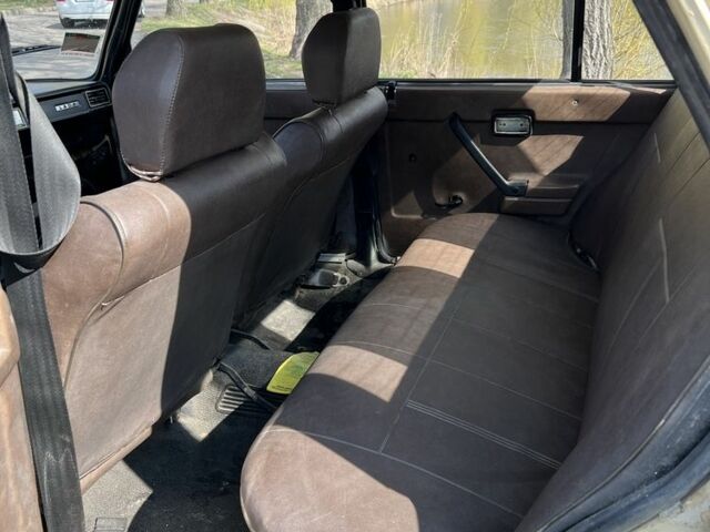 Бежевий ВАЗ 2105, об'ємом двигуна 1.3 л та пробігом 71 тис. км за 650 $, фото 6 на Automoto.ua