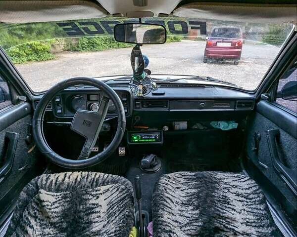 Бежевый ВАЗ 2105, объемом двигателя 1.2 л и пробегом 130 тыс. км за 1200 $, фото 4 на Automoto.ua