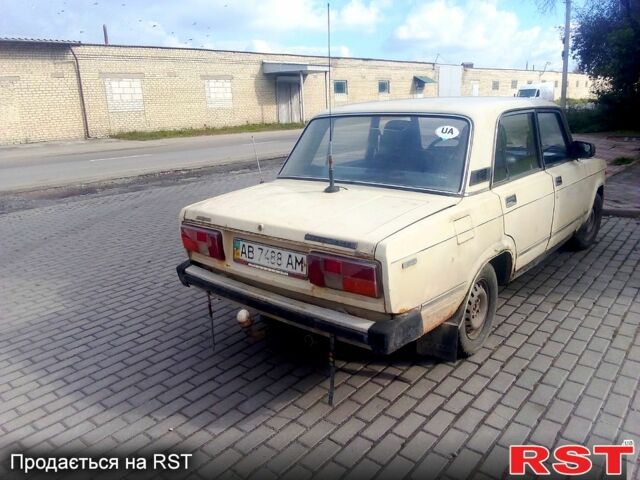 ВАЗ 2105 1989 в Виннице на Automoto.ua Бежевый ВАЗ 2105, объемом двигателя 1.3 л и пробегом 0 тыс. км за 290 $, фото 1 на Automoto.ua