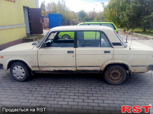 ВАЗ 2105 1989 в Виннице на Automoto.ua Бежевый ВАЗ 2105, объемом двигателя 1.3 л и пробегом 0 тыс. км за 290 $, фото 2 на Automoto.ua