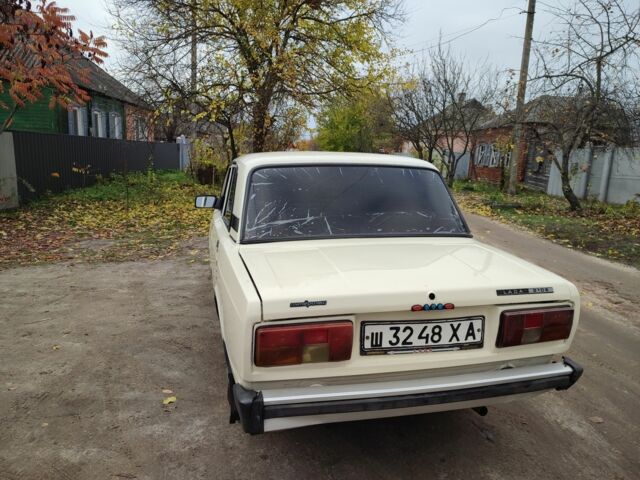 Бежевый ВАЗ 2105, объемом двигателя 1.5 л и пробегом 150 тыс. км за 500 $, фото 4 на Automoto.ua