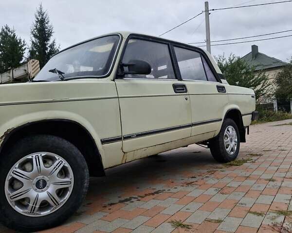 Бежевий ВАЗ 2105, об'ємом двигуна 1.5 л та пробігом 37 тис. км за 600 $, фото 1 на Automoto.ua