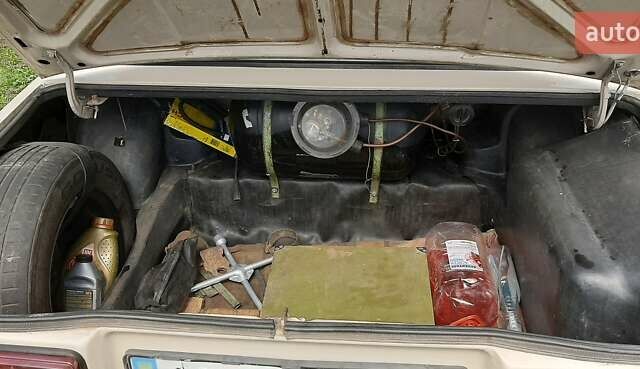 Бежевый ВАЗ 2105, объемом двигателя 1.3 л и пробегом 450 тыс. км за 1100 $, фото 6 на Automoto.ua