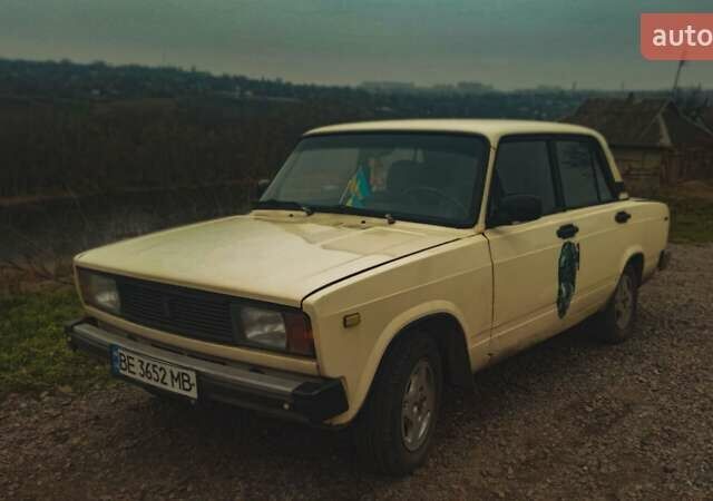 Бежевый ВАЗ 2105, объемом двигателя 1.3 л и пробегом 200 тыс. км за 1000 $, фото 1 на Automoto.ua
