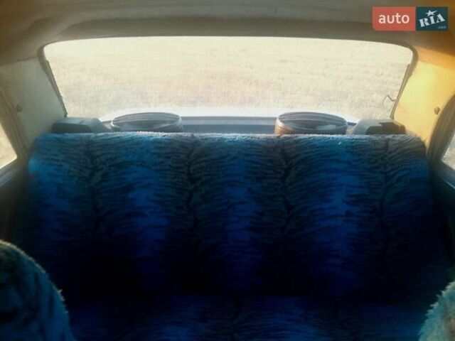 Бежевый ВАЗ 2105, объемом двигателя 1.3 л и пробегом 263 тыс. км за 290 $, фото 2 на Automoto.ua