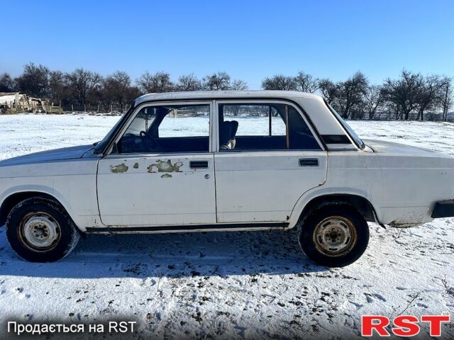 Бежевий ВАЗ 2105, об'ємом двигуна 1.5 л та пробігом 0 тис. км за 460 $, фото 1 на Automoto.ua