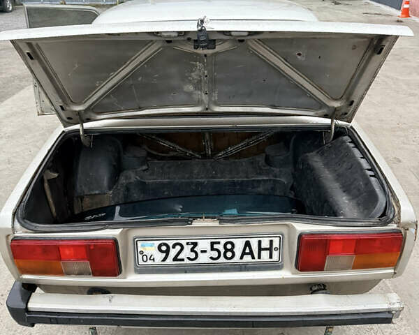 Бежевый ВАЗ 2105, объемом двигателя 1.5 л и пробегом 120 тыс. км за 600 $, фото 14 на Automoto.ua