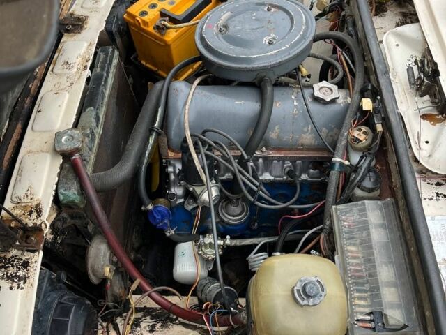 Бежевый ВАЗ 2105, объемом двигателя 1.5 л и пробегом 777 тыс. км за 596 $, фото 7 на Automoto.ua