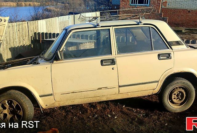 Бежевый ВАЗ 2105, объемом двигателя 1.5 л и пробегом 0 тыс. км за 500 $, фото 3 на Automoto.ua