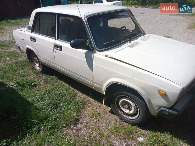 Бежевый ВАЗ 2105, объемом двигателя 0 л и пробегом 175 тыс. км за 600 $, фото 2 на Automoto.ua