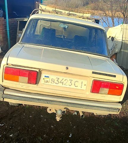 Бежевый ВАЗ 2105, объемом двигателя 1.5 л и пробегом 0 тыс. км за 500 $, фото 2 на Automoto.ua