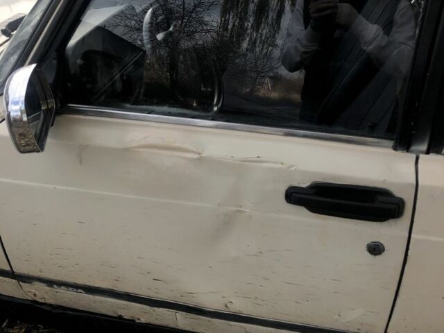 Бежевый ВАЗ 2105, объемом двигателя 1.5 л и пробегом 3 тыс. км за 476 $, фото 2 на Automoto.ua