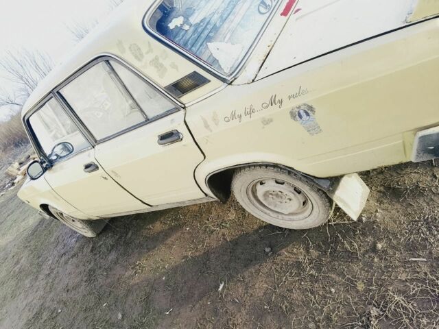 Бежевый ВАЗ 2105, объемом двигателя 0 л и пробегом 1 тыс. км за 367 $, фото 5 на Automoto.ua