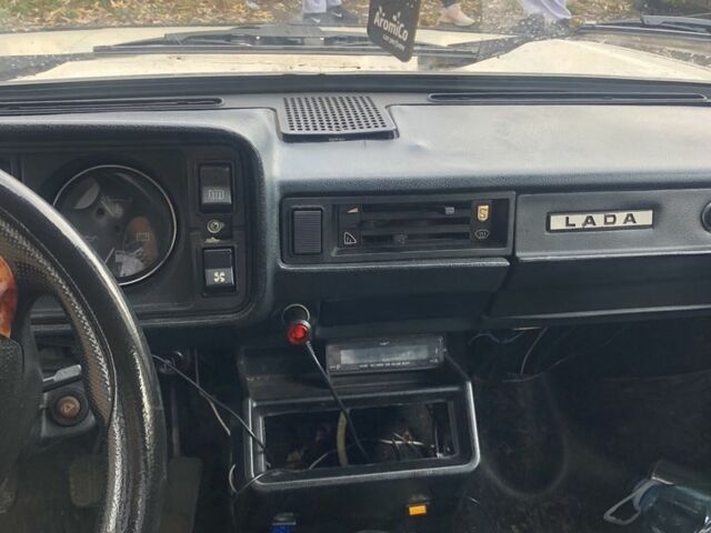 Бежевый ВАЗ 2105, объемом двигателя 1.5 л и пробегом 3 тыс. км за 476 $, фото 5 на Automoto.ua