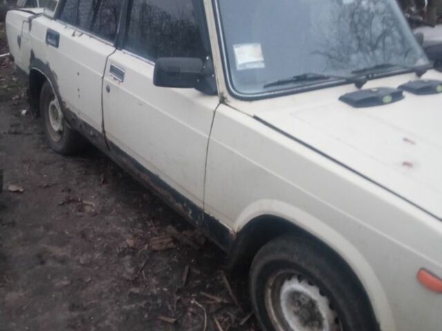 Бежевий ВАЗ 2105, об'ємом двигуна 0 л та пробігом 200 тис. км за 237 $, фото 2 на Automoto.ua