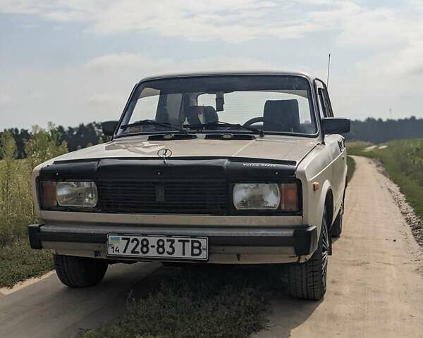 Бежевый ВАЗ 2105, объемом двигателя 1.5 л и пробегом 150 тыс. км за 1000 $, фото 4 на Automoto.ua