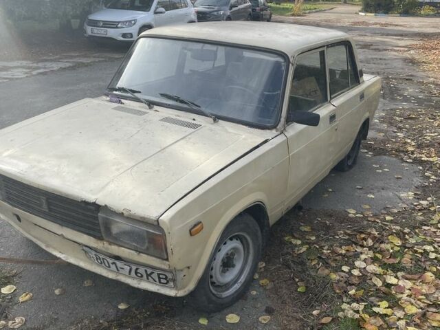 Бежевый ВАЗ 2105, объемом двигателя 1.3 л и пробегом 777 тыс. км за 263 $, фото 3 на Automoto.ua
