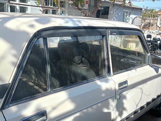 Бежевий ВАЗ 2105, об'ємом двигуна 1.5 л та пробігом 1000 тис. км за 600 $, фото 3 на Automoto.ua