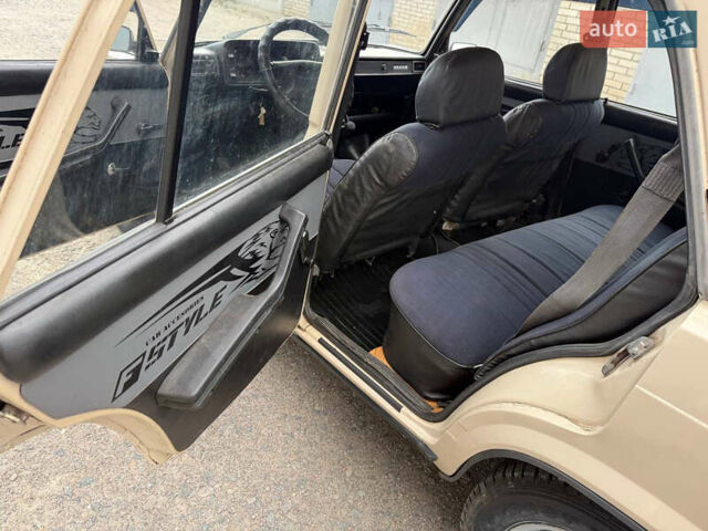 Бежевый ВАЗ 2105, объемом двигателя 1.5 л и пробегом 82 тыс. км за 1500 $, фото 17 на Automoto.ua