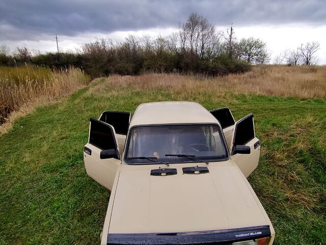 Бежевий ВАЗ 2105, об'ємом двигуна 1.5 л та пробігом 2549 тис. км за 1320 $, фото 2 на Automoto.ua