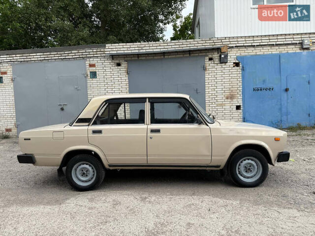 Бежевый ВАЗ 2105, объемом двигателя 1.5 л и пробегом 82 тыс. км за 1500 $, фото 4 на Automoto.ua